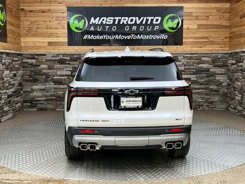 Used 2025 Chevrolet Traverse Z71 w/ Driver Confidence Package AWD/4WD image 8