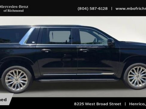 Used 2024 Cadillac Escalade ESV Premium Luxury AWD/4WD image 3