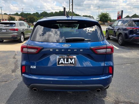 Used 2023 Ford Escape ST-Line FWD image 10