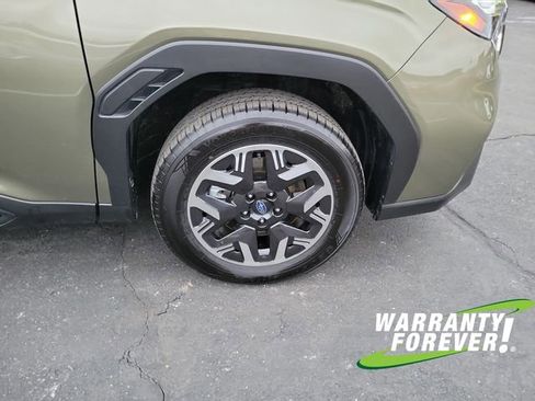 Certified 2025 Subaru Forester Premium image 20