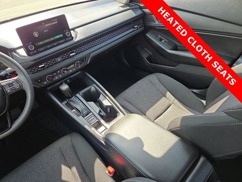 Used 2025 Honda Accord SE image 12