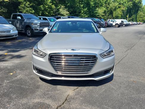 Used 2018 Genesis G90 5.0 Ultimate RWD image 2