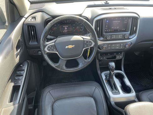 Used 2022 Chevrolet Colorado LT w/ Luxury Package AWD/4WD image 12