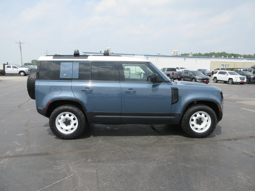 Used 2021 Land Rover Defender 110 AWD/4WD image 2