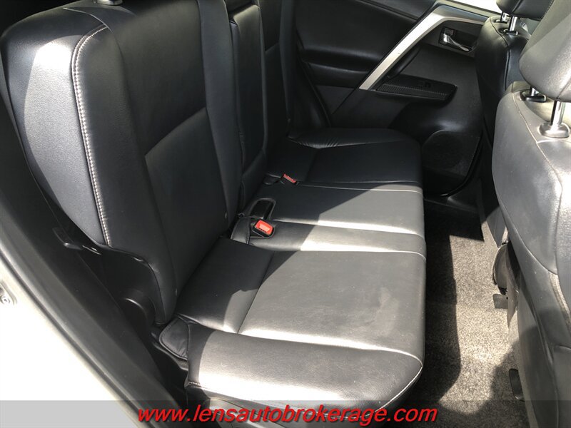Used 2015 Toyota RAV4 Limited w/ Technology Package FWD image 20
