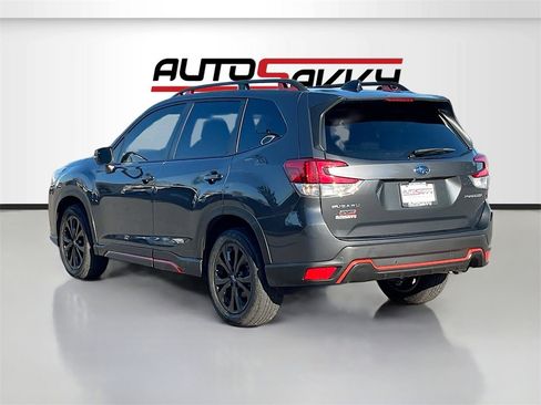 Used 2024 Subaru Forester Sport image 5