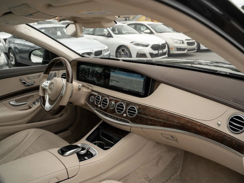 Used 2019 Mercedes-Benz S 560 4MATIC Sedan image 15