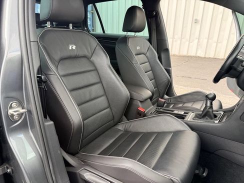 Used 2019 Volkswagen Golf R 4-Door AWD/4WD image 20