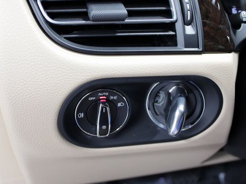 New 2026 Porsche Macan image 26