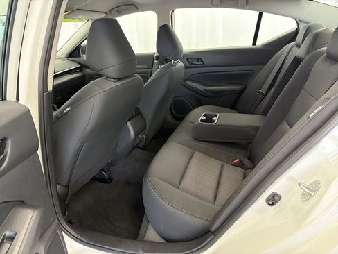 Used 2025 Nissan Altima 2.5 S FWD image 12