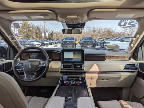 Used 2020 Lincoln Navigator L Reserve w/ Equipment Group 201A Reserve image 44