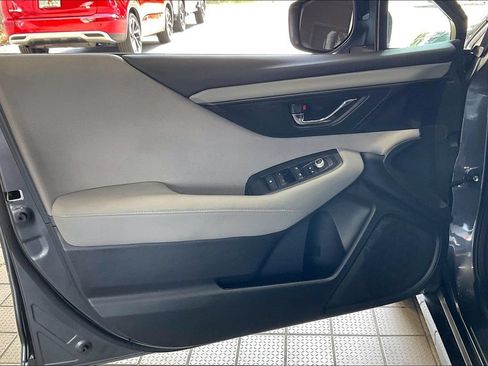 Used 2025 Subaru Legacy Premium AWD/4WD image 2