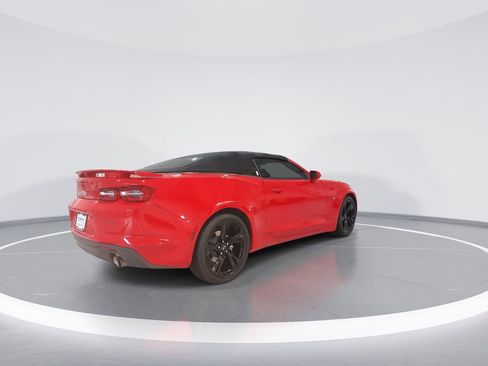 Used 2023 Chevrolet Camaro LT w/ Technology Package image 8