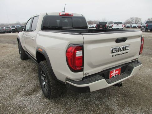 New 2026 GMC Canyon AT4X w/ LPO, Black Badging Package AWD/4WD image 9
