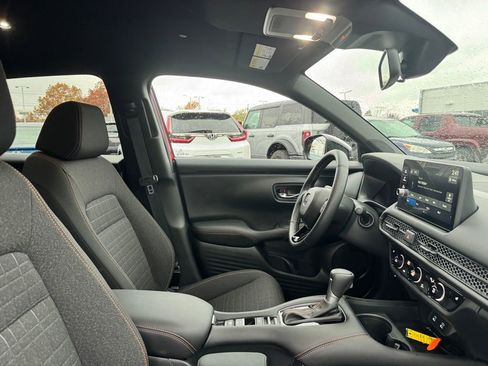 Certified 2026 Honda HR-V Sport image 16