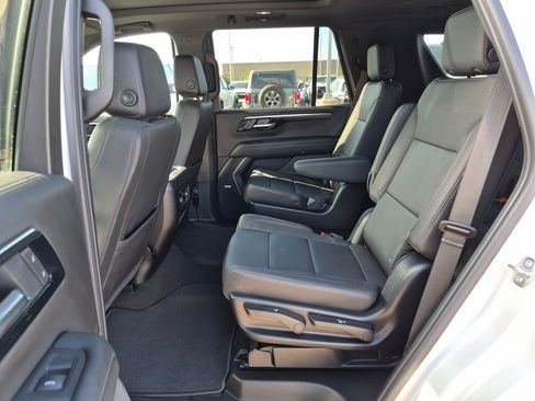 Used 2025 Chevrolet Tahoe Z71 w/ Z71 Off-Road Package AWD/4WD image 28