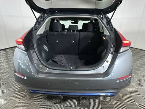 Used 2022 Nissan Leaf SV w/ SV Technology Package FWD image 27