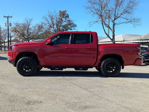 Used 2022 Nissan Frontier SV w/ Technology Package image 7