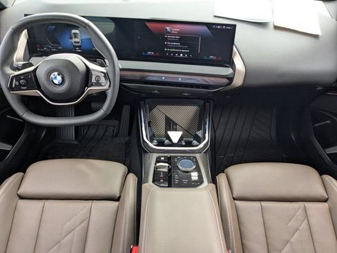 Used 2025 BMW X3 xDrive30i w/ Convenience Package AWD/4WD image 15