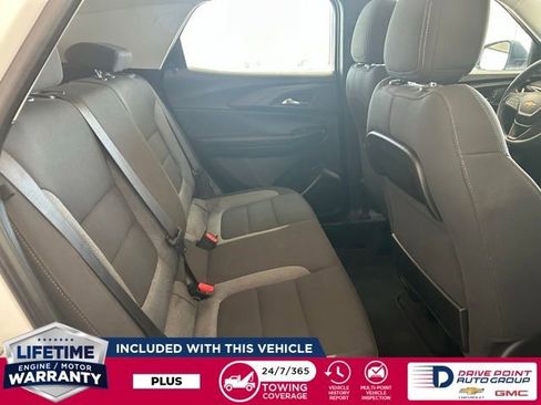 Used 2021 Chevrolet TrailBlazer LS FWD image 23