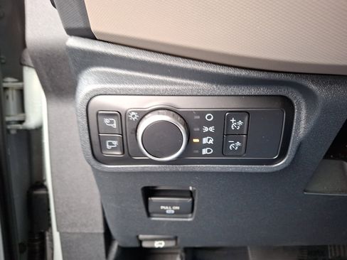 Used 2024 Ford Bronco Wildtrak image 28