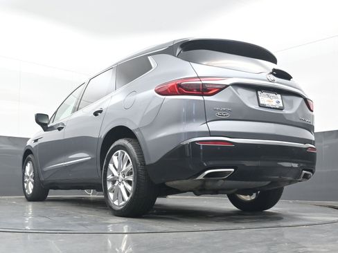 Used 2018 Buick Enclave Premium w/ Experience Buick Package image 25