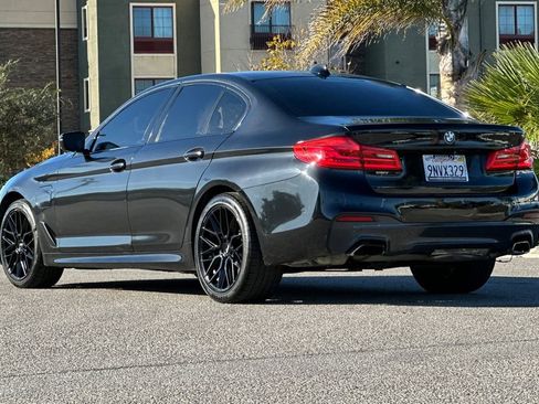Used 2019 BMW 530e w/ M Sport Package image 5