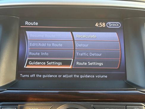 Used 2014 Nissan Pathfinder Platinum w/ Cargo Package image 32