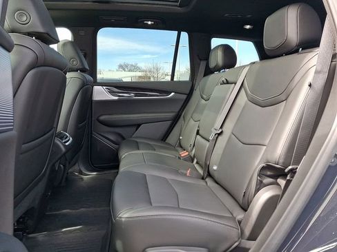 Certified 2025 Cadillac XT6 Premium Luxury w/ LPO, Floor Liner Package AWD/4WD image 8