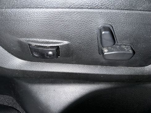 Used 2025 RAM 2500 Laramie AWD/4WD image 27