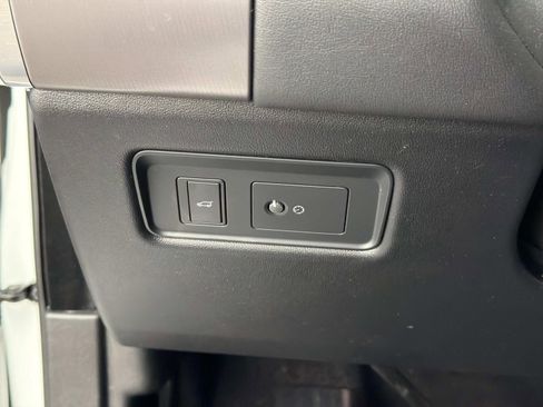 Used 2019 Land Rover Range Rover Sport HSE AWD/4WD image 21