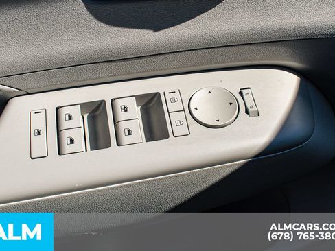 Used 2025 Hyundai Kona SEL FWD image 36