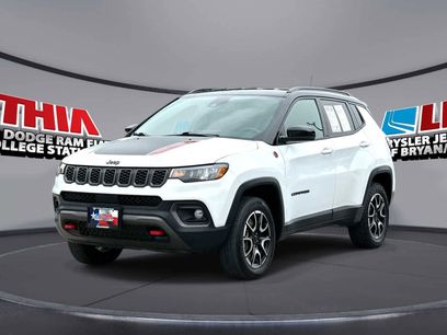 Used 2025 Jeep Compass Trailhawk w/ Trailer Tow Group