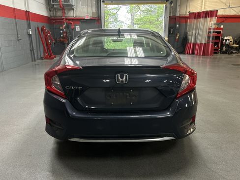 Used 2019 Honda Civic EX-L image 10