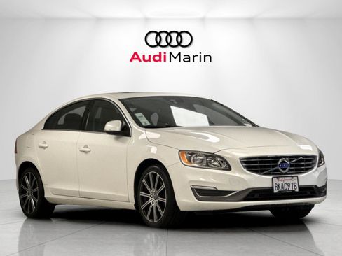 Used 2016 Volvo S60 T5 Premier image 7