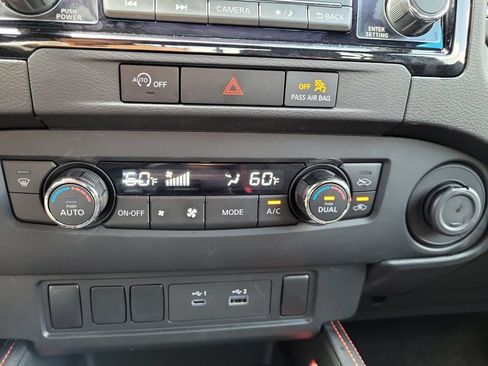 Used 2024 Nissan Frontier PRO-4X w/ Off-Road Protection Package AWD/4WD image 30