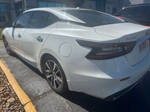 Used 2019 Nissan Maxima 3.5 S w/ Floor Mat Group FWD image 6