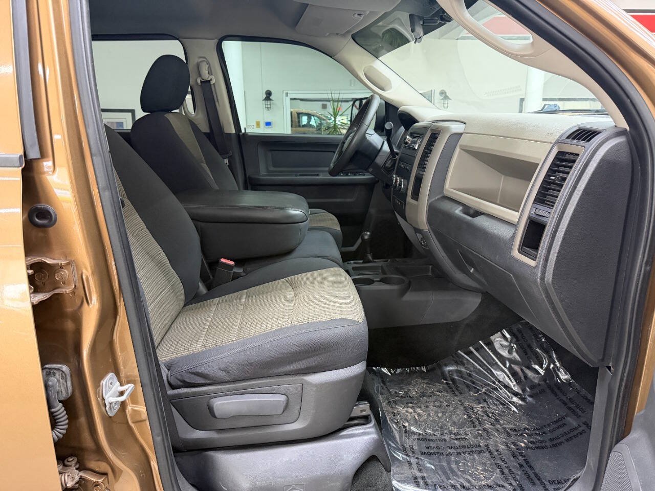 Used 2012 RAM 2500 ST w/ Chrome Appearance Group AWD/4WD image 17