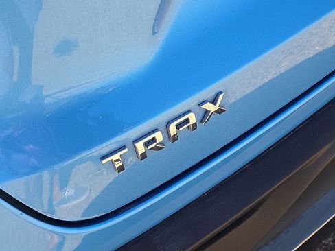 Used 2025 Chevrolet Trax ACTIV image 11