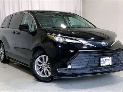 Used 2022 Toyota Sienna LE