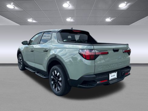 New 2025 Hyundai Santa Cruz SE image 5