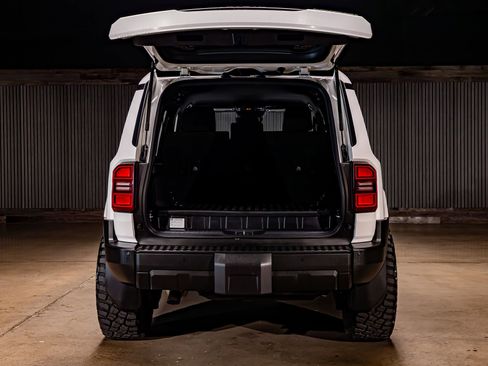 Used 2025 Toyota Land Cruiser 1958 image 9