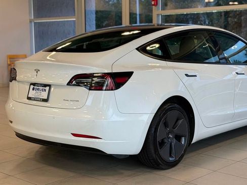 Used 2022 Tesla Model 3 Long Range AWD/4WD image 11