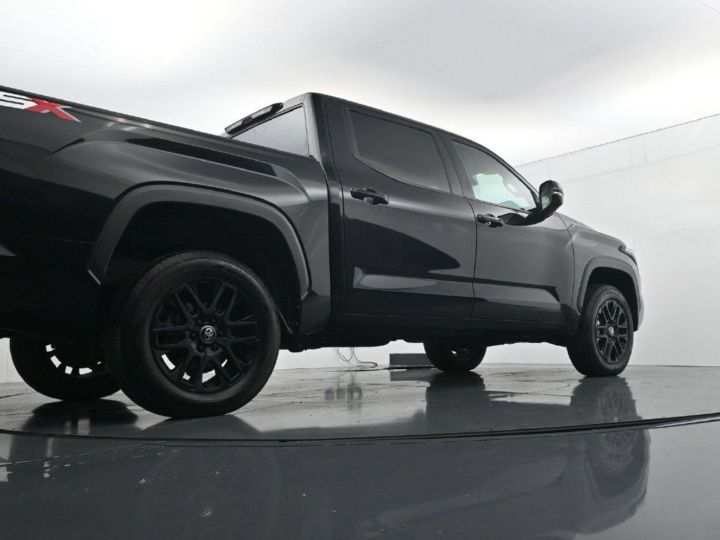 Used 2023 Toyota Tundra SR5 w/ SR5 Convenience Package AWD/4WD image 37