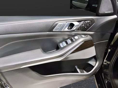 Used 2021 BMW X7 xDrive40i image 10