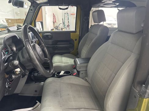 Used 2007 Jeep Wrangler Sahara w/ PWR Convenience Group image 9