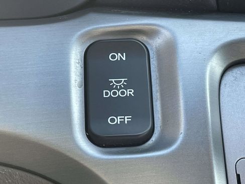 Used 2010 Honda Odyssey EX-L image 20