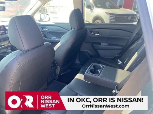 New 2026 Nissan Rogue SV w/ SV Premium Package image 16