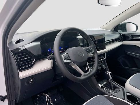 New 2026 Volkswagen Taos S image 9