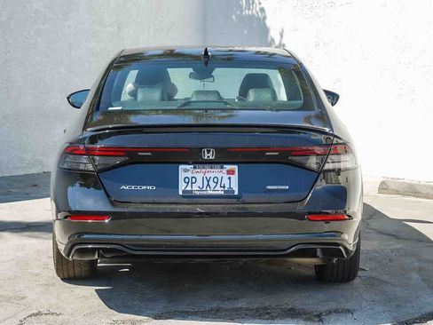 Used 2024 Honda Accord Sport image 7